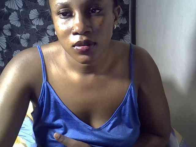 Sexyevonne webcam
