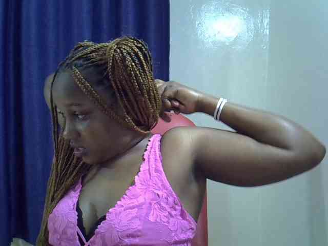 Sexyevonne webcam