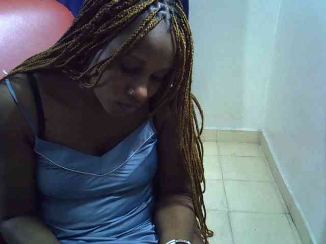 Sexyevonne webcam