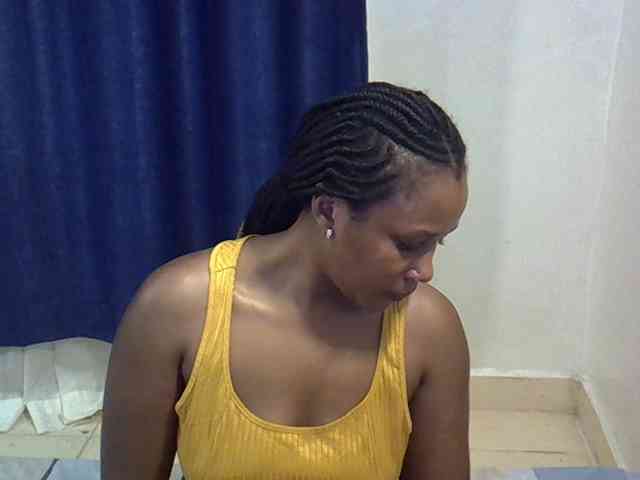 Sexyevonne webcam