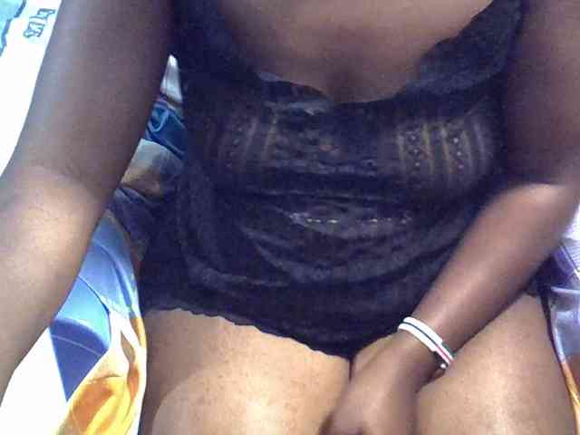 Sexyevonne webcam
