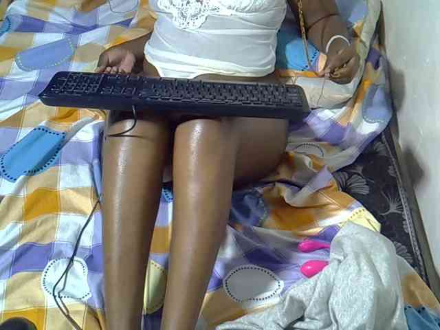 Sexyevonne webcam