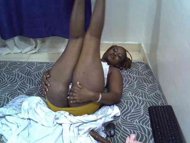 Sexyevonne webcam