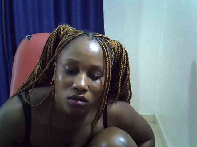 Sexyevonne webcam