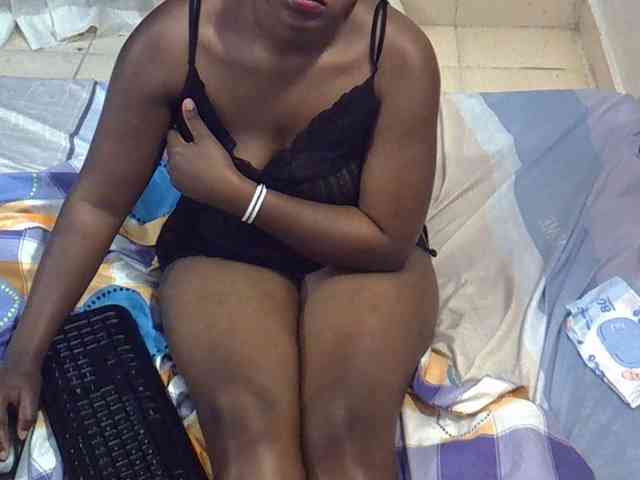 Sexyevonne webcam