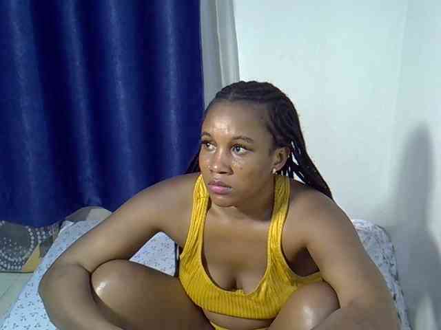 Sexyevonne webcam