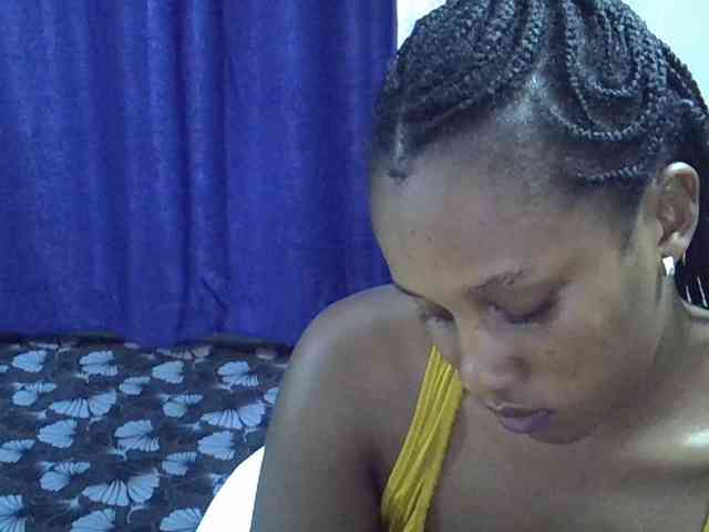 Sexyevonne webcam