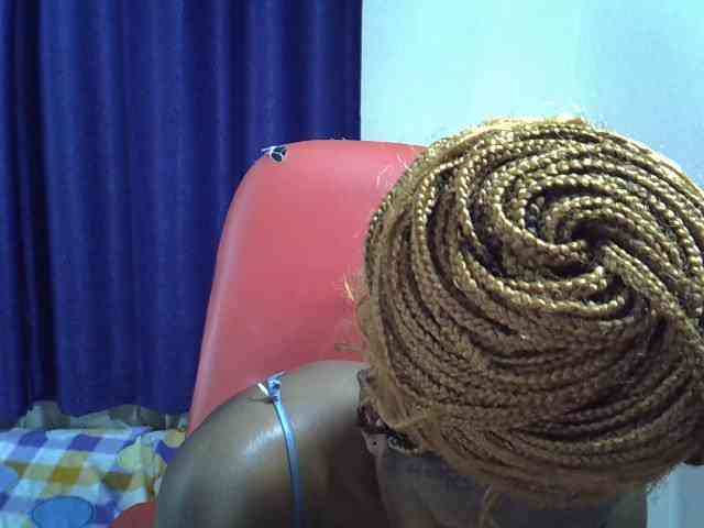 Sexyevonne webcam