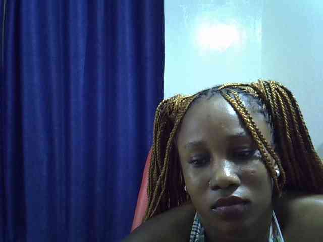 Sexyevonne webcam