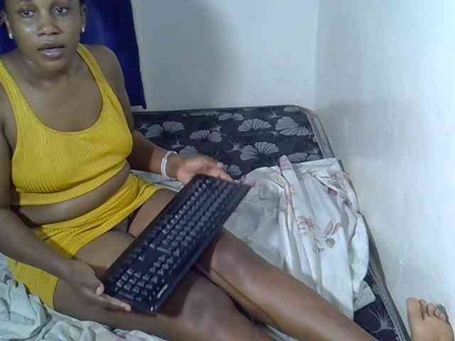 Sexyevonne webcam