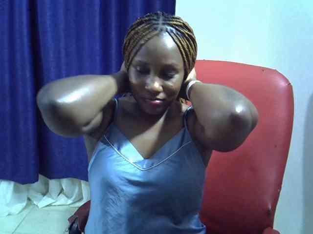 Sexyevonne webcam