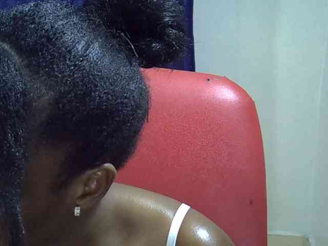 Sexyevonne webcam