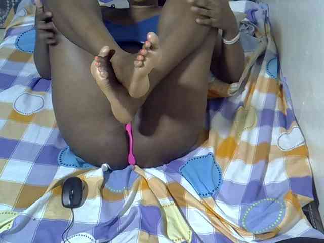 Sexyevonne webcam
