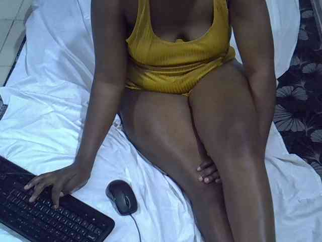 Sexyevonne webcam