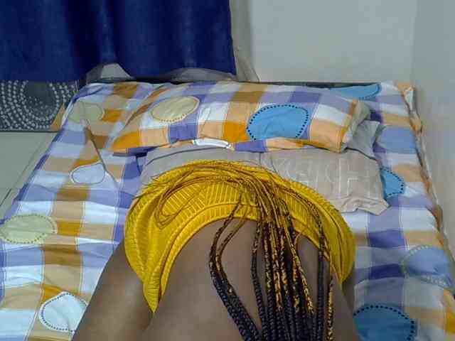 Sexyevonne webcam