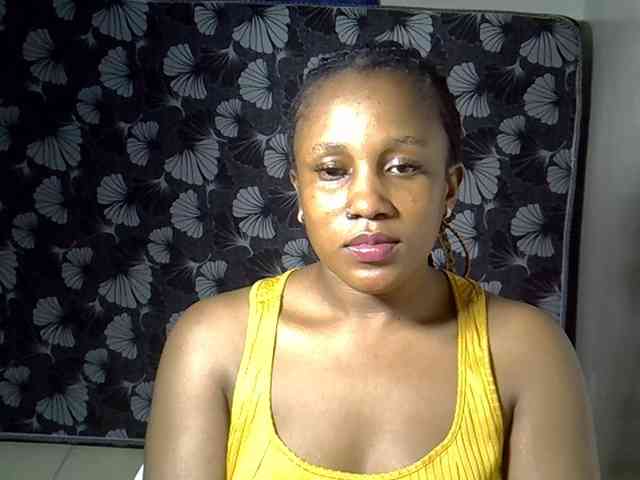 Sexyevonne webcam