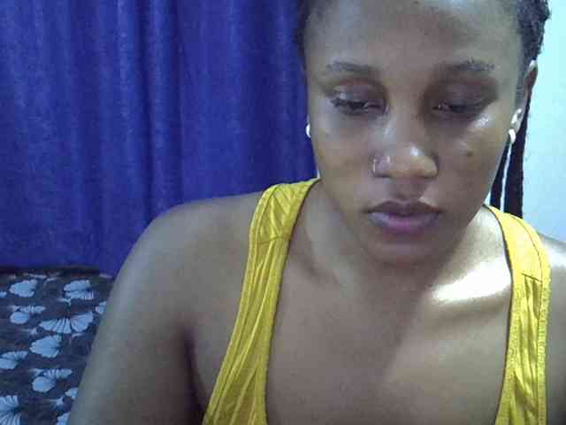 Sexyevonne webcam