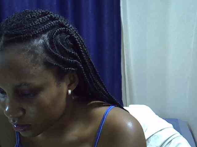 Sexyevonne webcam