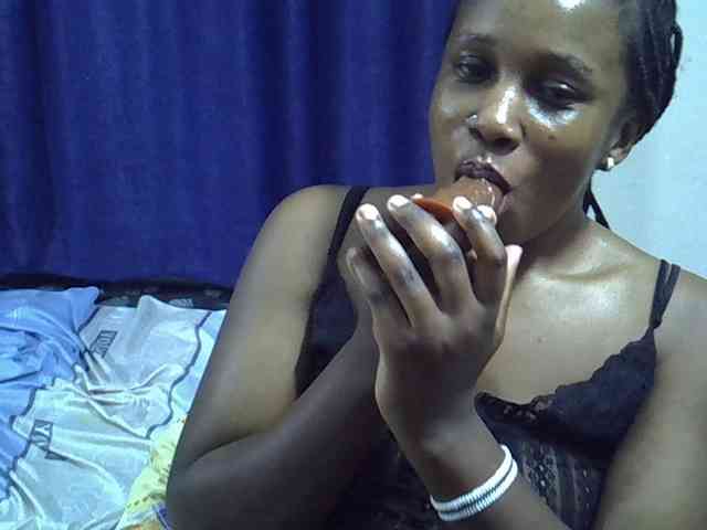 Sexyevonne webcam