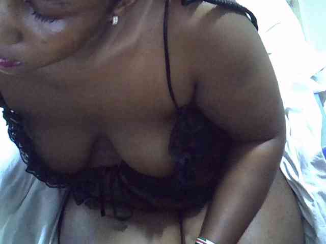 Sexyevonne webcam