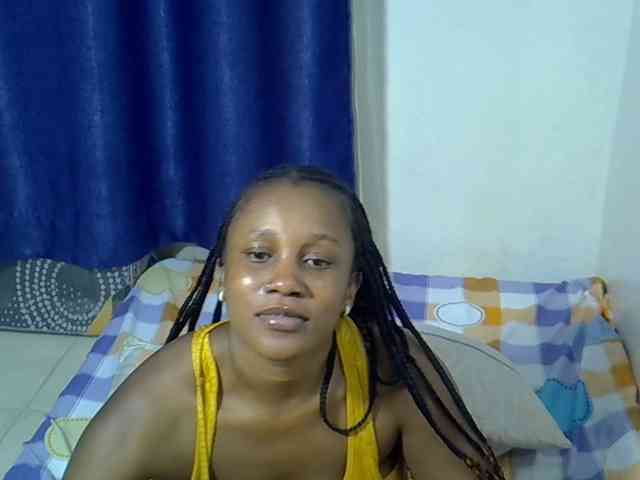Sexyevonne webcam