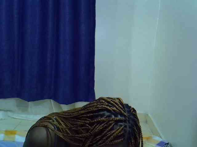 Sexyevonne webcam