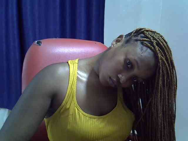 Sexyevonne webcam