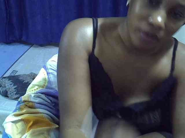 Sexyevonne webcam
