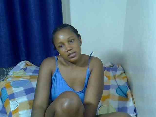 Sexyevonne webcam