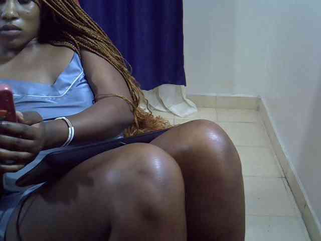 Sexyevonne webcam