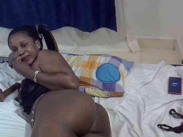 Sexyevonne webcam