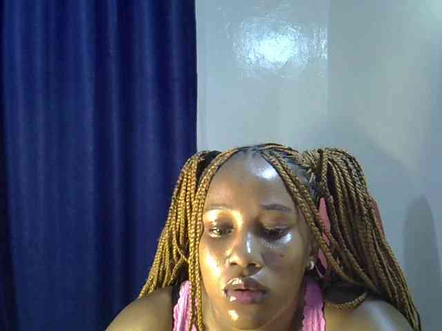 Sexyevonne webcam