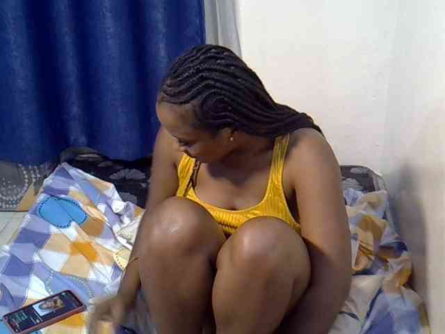 Sexyevonne webcam