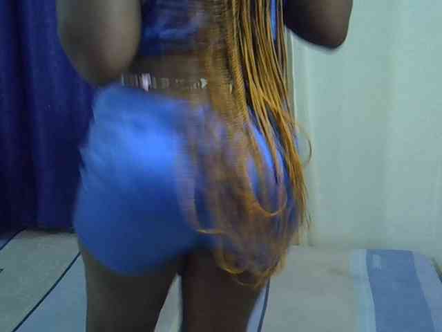 Sexyevonne webcam