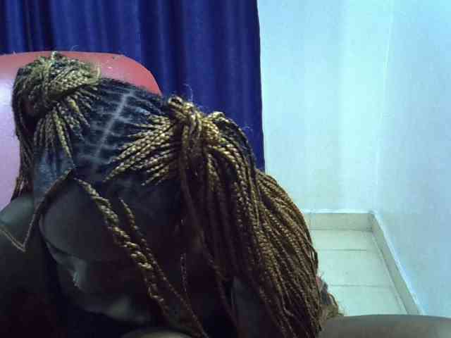Sexyevonne webcam