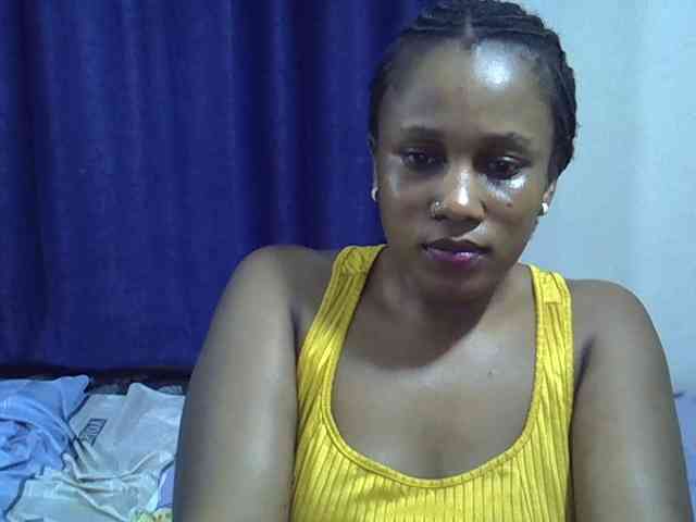 Sexyevonne webcam