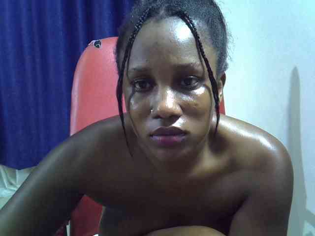 Sexyevonne webcam