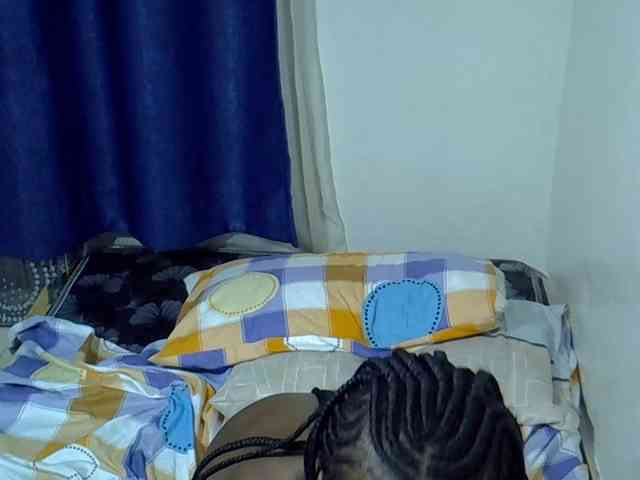 Sexyevonne webcam