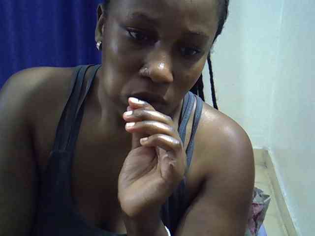Sexyevonne webcam