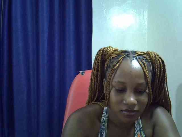 Sexyevonne webcam