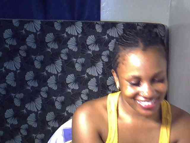 Sexyevonne webcam