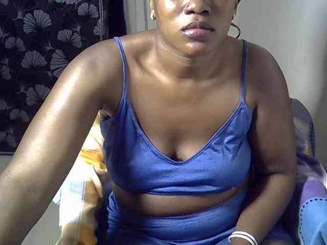 Sexyevonne webcam