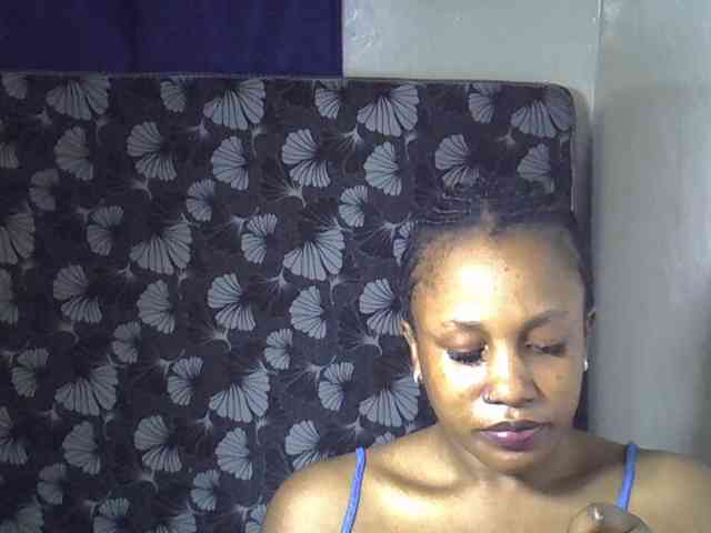 Sexyevonne webcam
