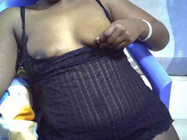 Sexyevonne webcam
