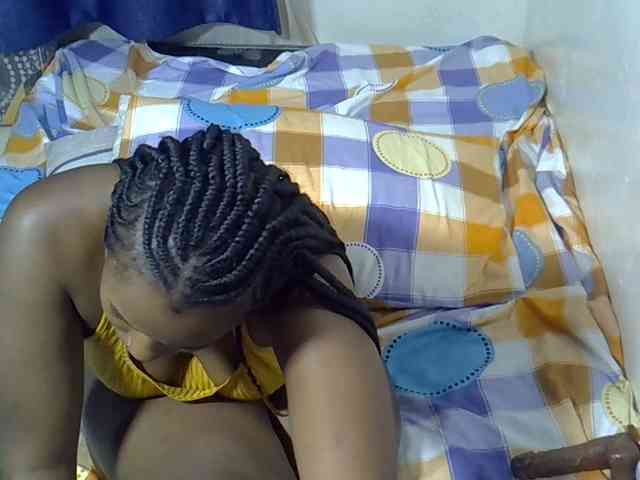 Sexyevonne webcam
