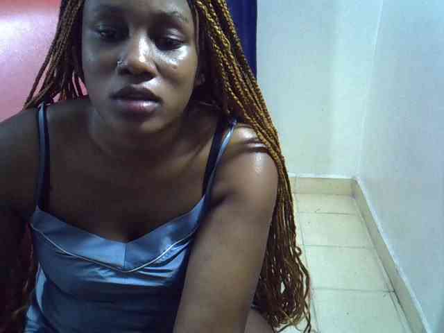 Sexyevonne webcam