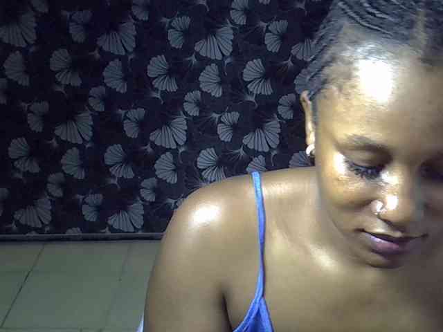 Sexyevonne webcam