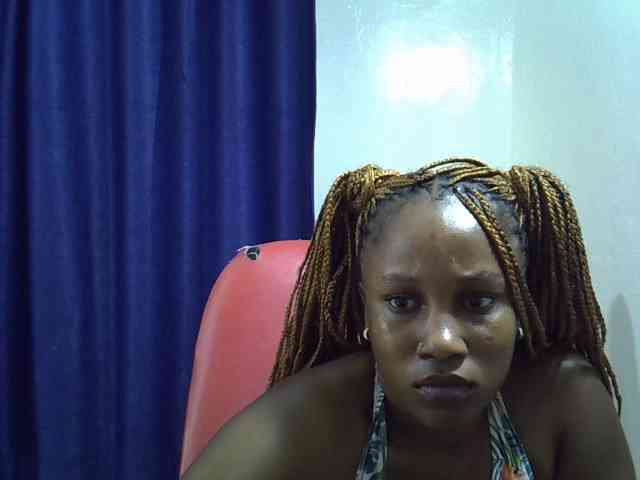 Sexyevonne webcam
