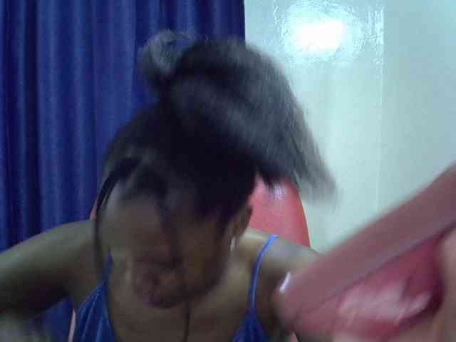 Sexyevonne webcam