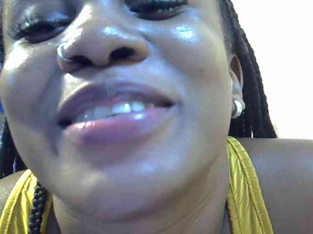 Sexyevonne webcam